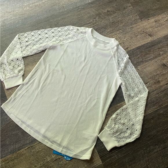 Cupshe lace Raglan long sleeve tee - Picture 7 of 12